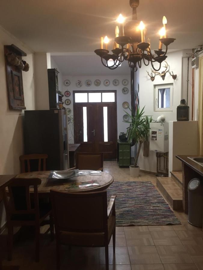 Anastasia 3 Mediaş Exteriör bild